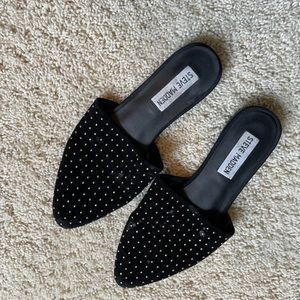 Size 5.5 Steve Madden Flats